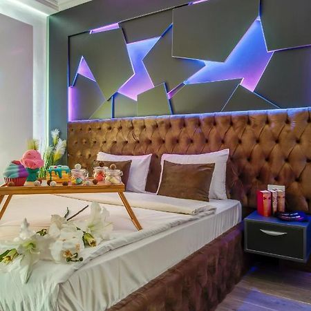 Appartamento North Twin Bucarest Esterno foto