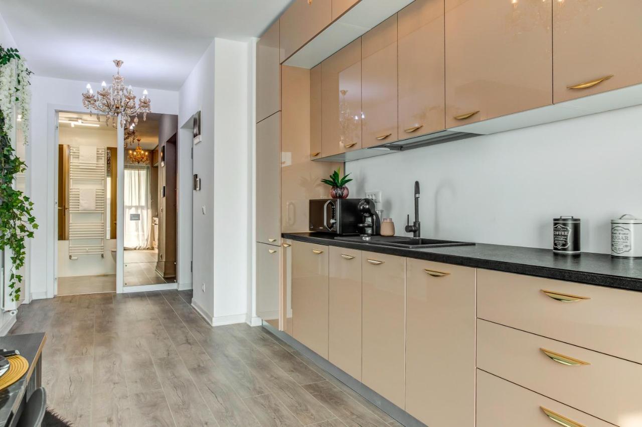 Appartamento North Twin Bucarest Esterno foto